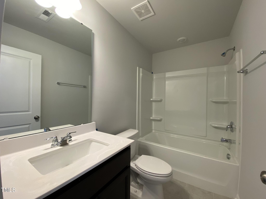 706 Gimari Drive - Photo 2