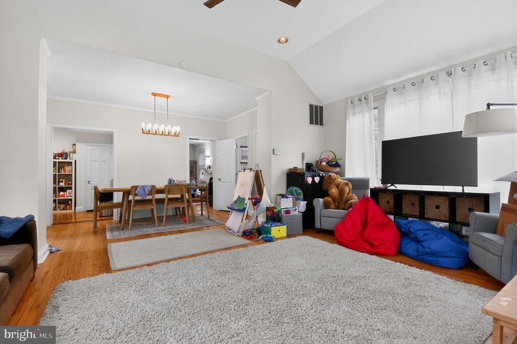 4825 Butterworth Place Nw - Photo 15
