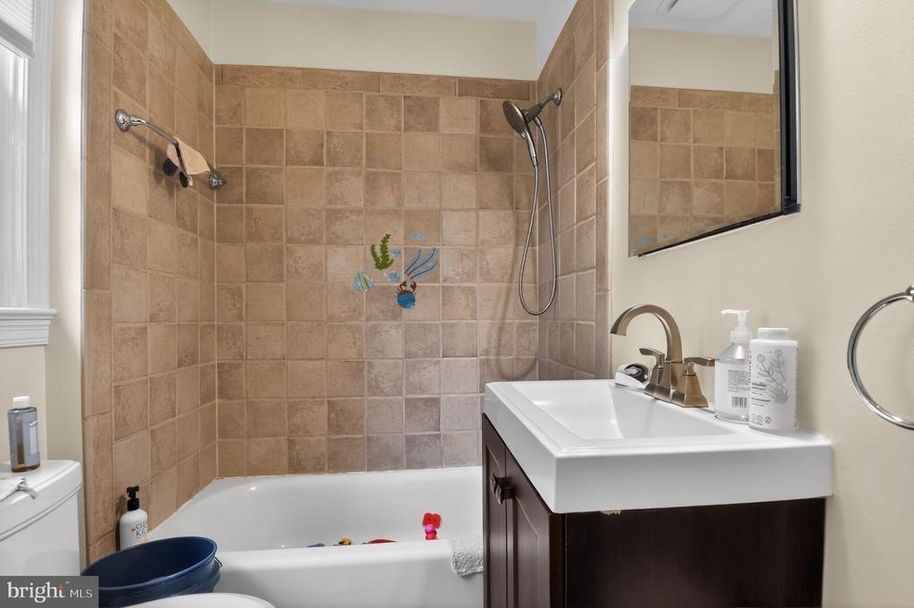 4825 Butterworth Place Nw - Photo 28