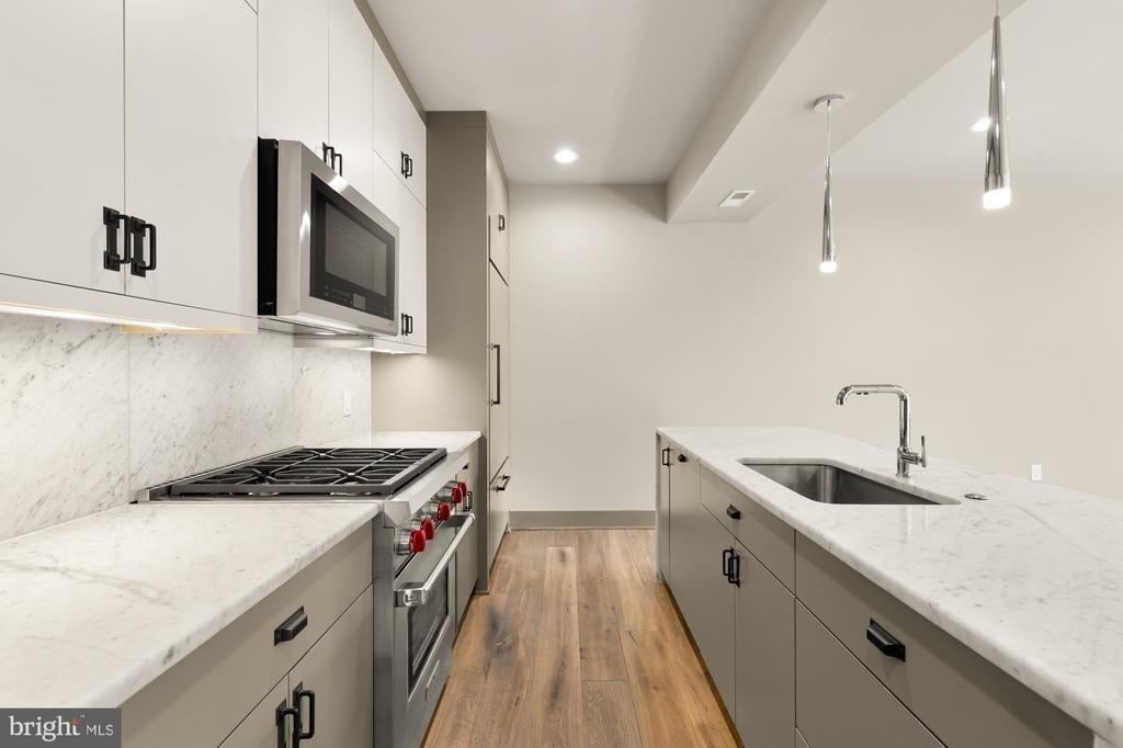 3220 Grace Street Nw - Photo 4