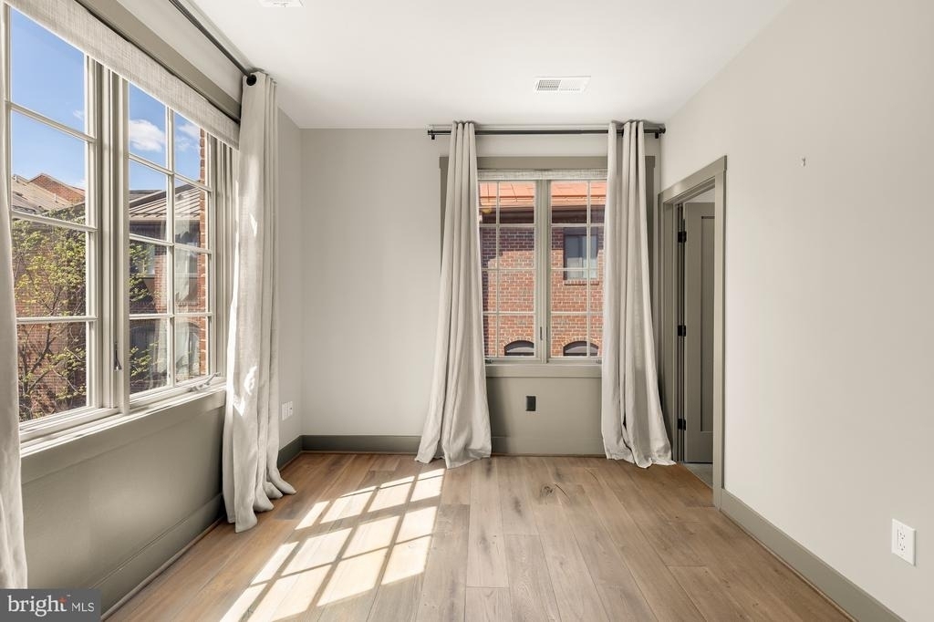 3220 Grace Street Nw - Photo 22