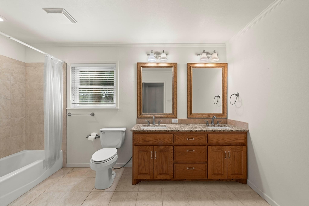 700 Shanklin Rd - Photo 8