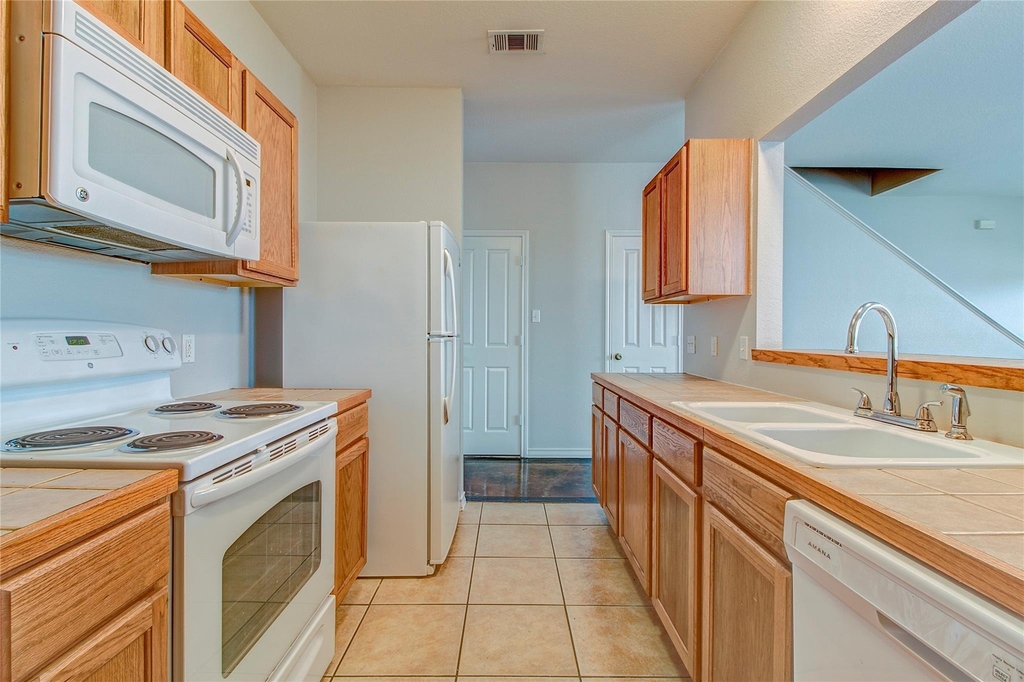 126 Sandstone Dr - Photo 18