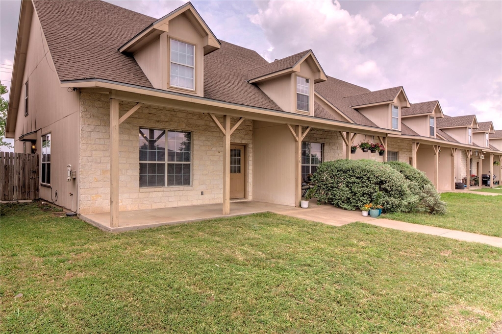 126 Sandstone Dr - Photo 2