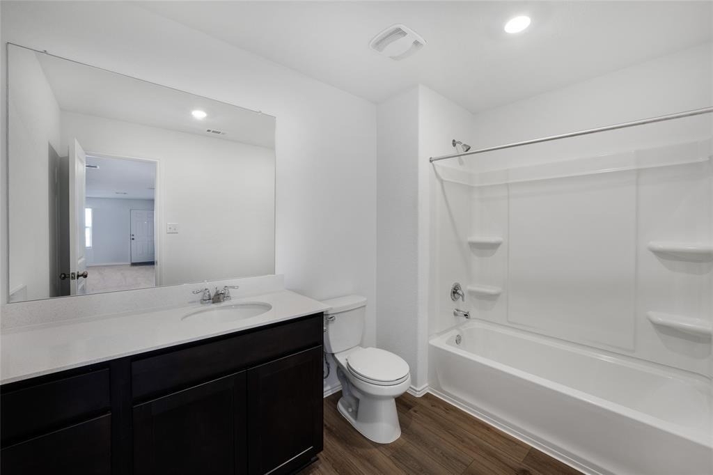 1131 Largemouth Ln - Photo 6