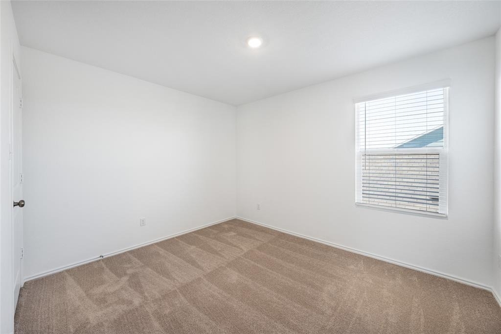 1131 Largemouth Ln - Photo 8