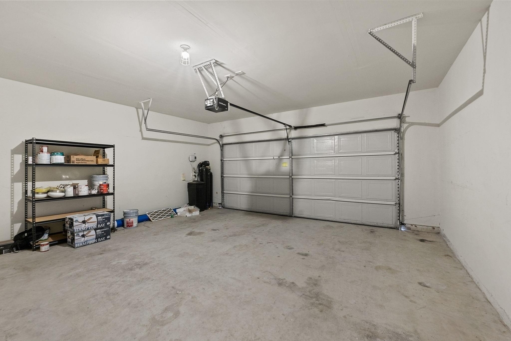 20017 Ploughshores Ln - Photo 37
