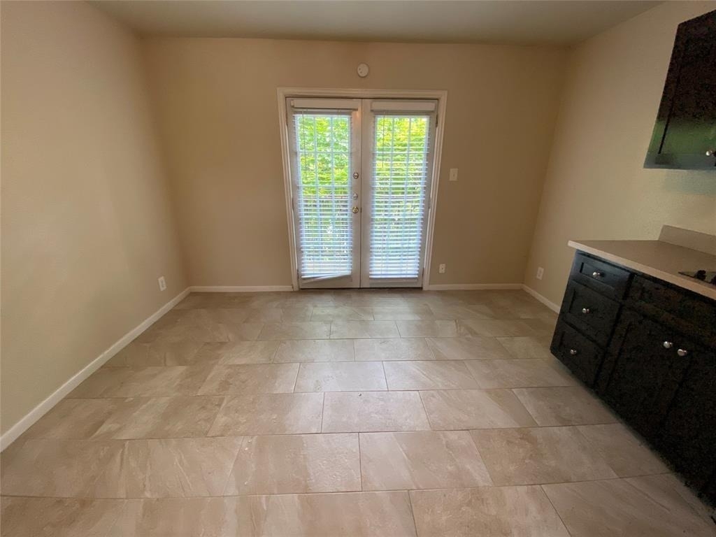 2402 Rio Grande St - Photo 3