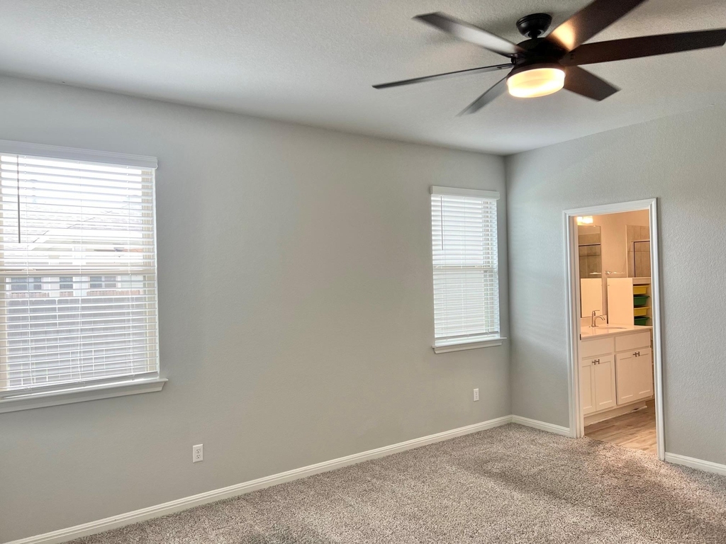 1841 Harvest Knoll Ln - Photo 10