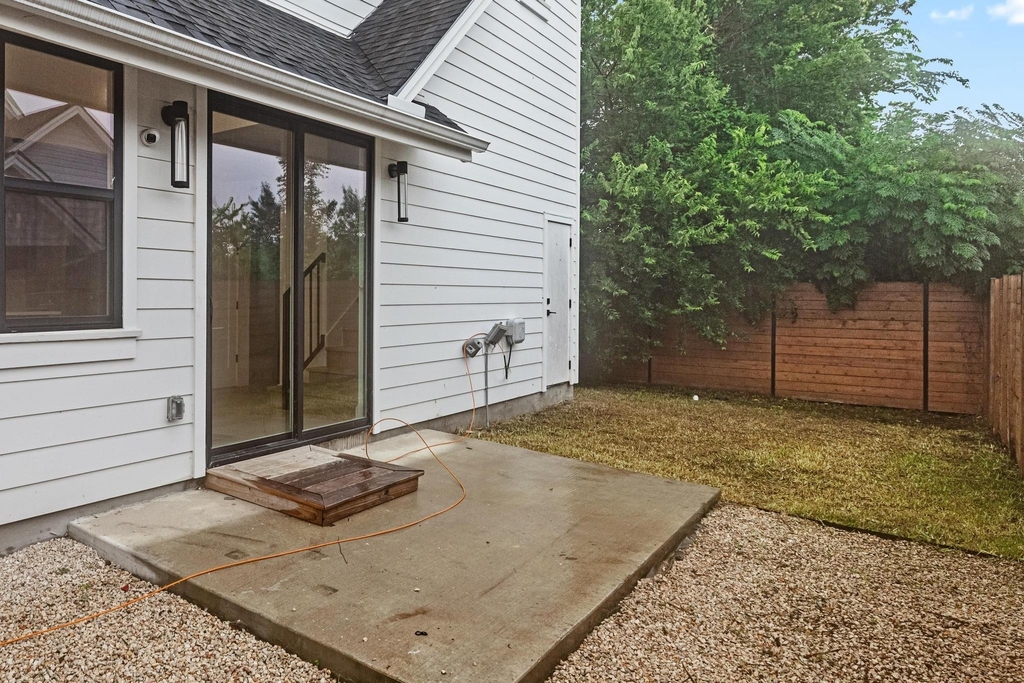 7706 Watson St - Photo 22