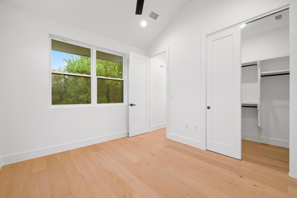 7706 Watson St - Photo 14