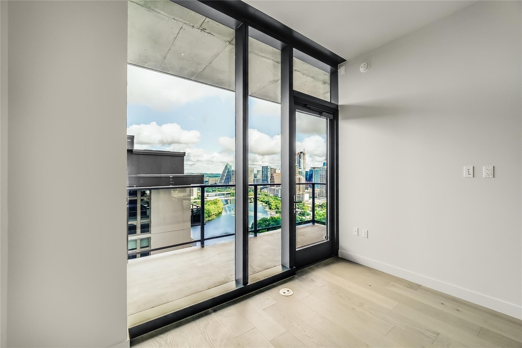 44 East Ave - Photo 6