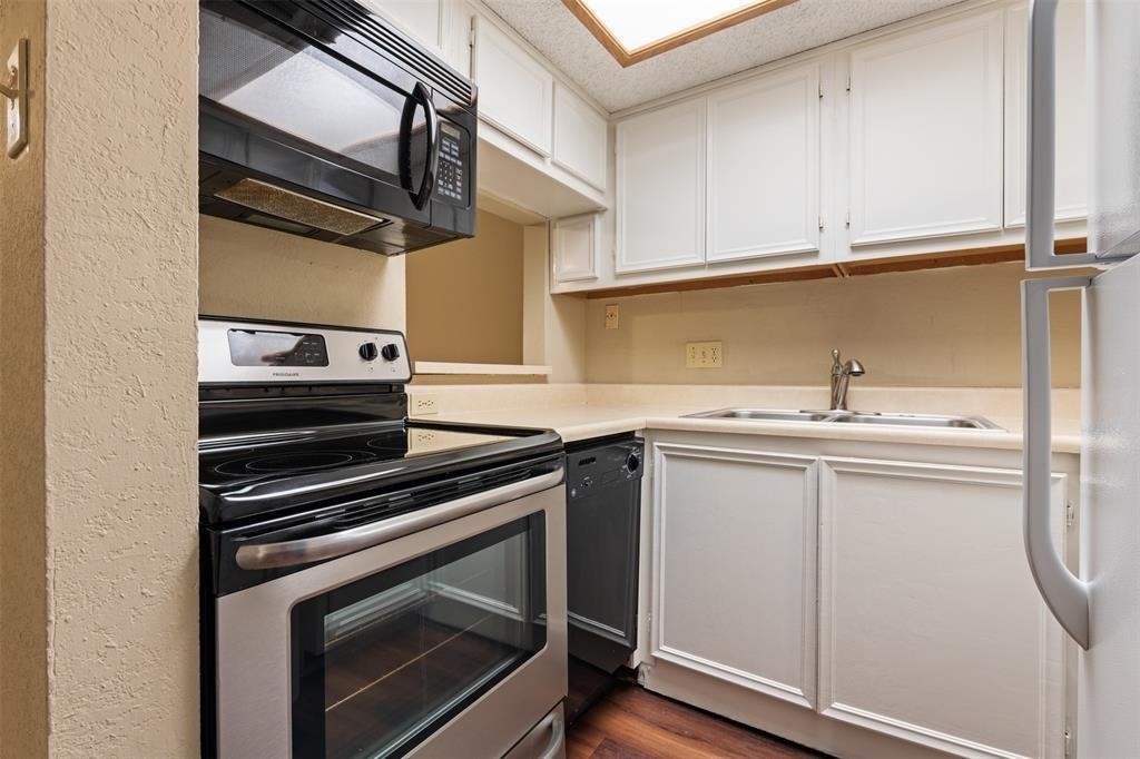 3506 Speedway Blvd - Photo 1