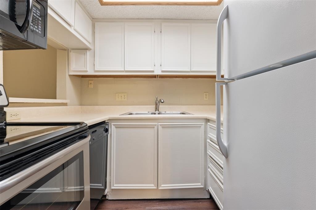 3506 Speedway Blvd - Photo 0