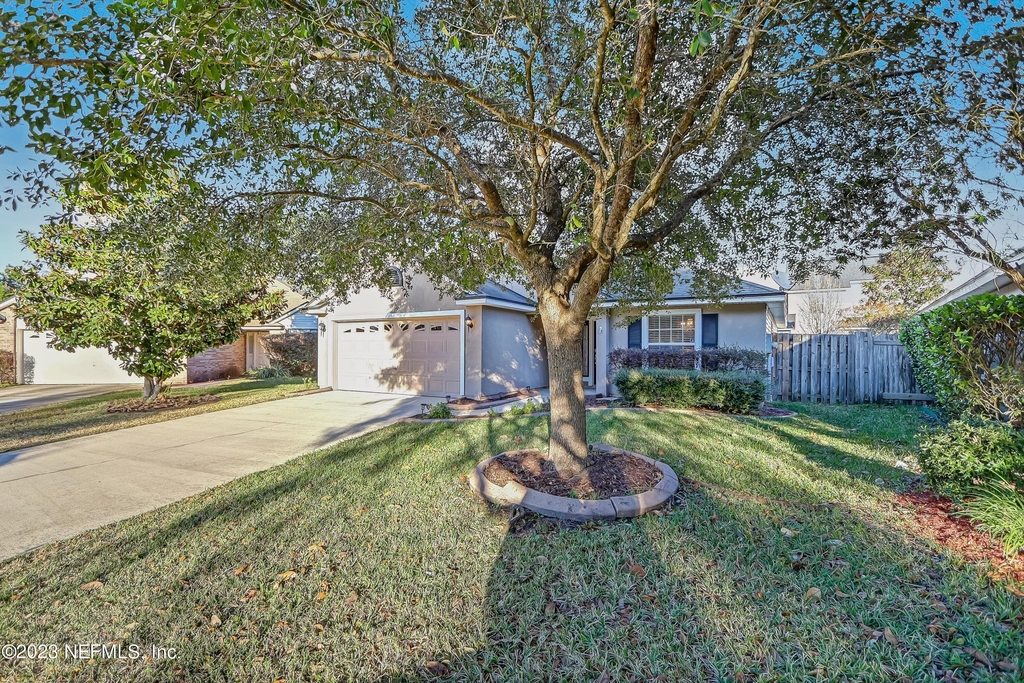8023 Tuxford Lane - Photo 2