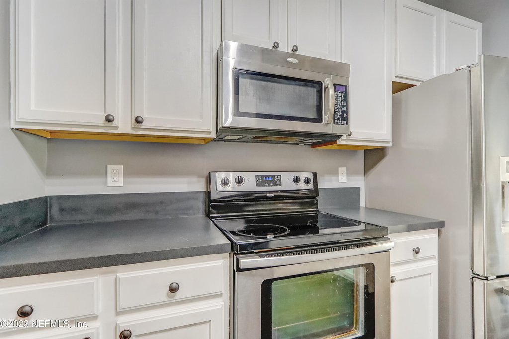 8023 Tuxford Lane - Photo 13