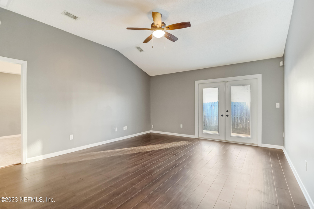 8023 Tuxford Lane - Photo 16