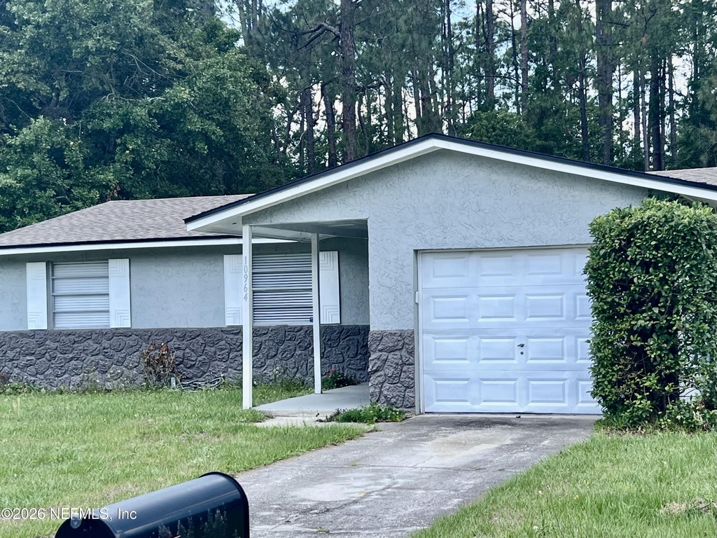 10964 Bacall Road W - Photo 3