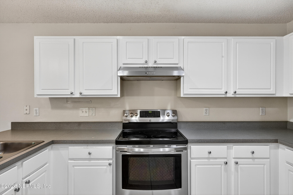 1568 Backwater Drive - Photo 9