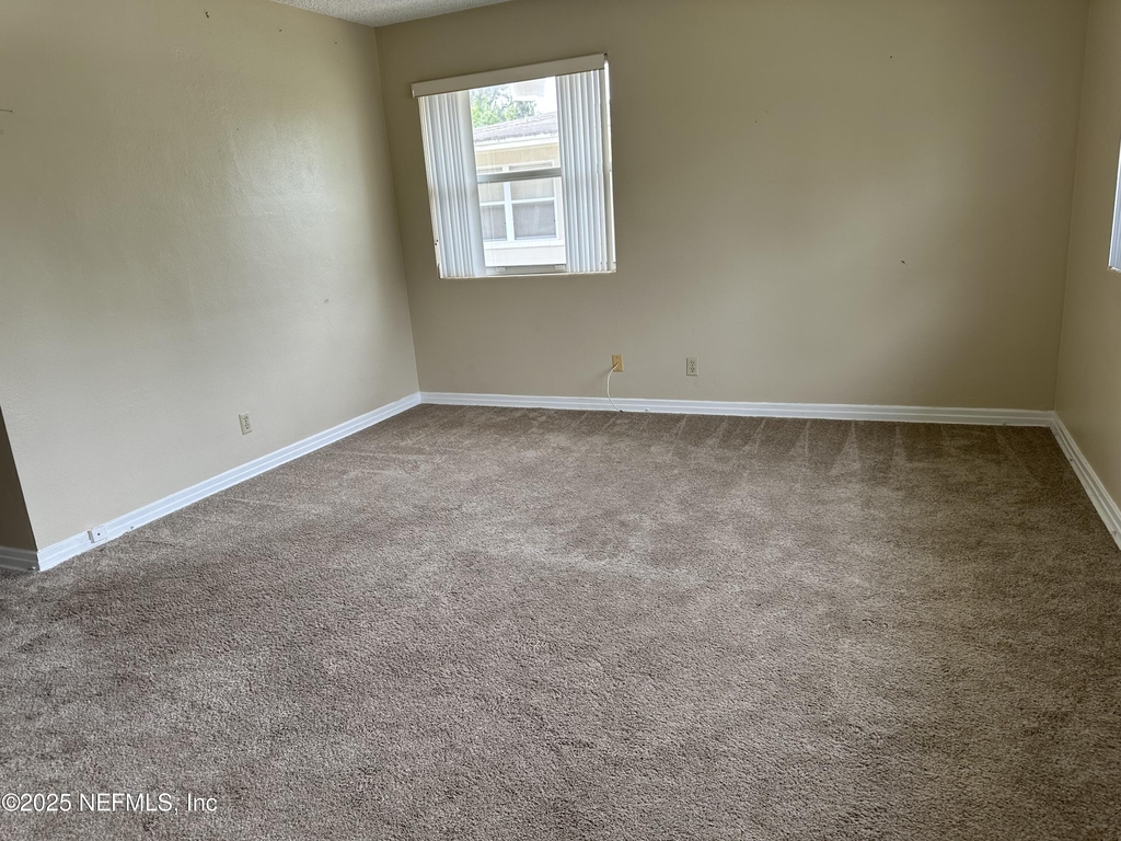 3411 Hendricks Avenue - Photo 2
