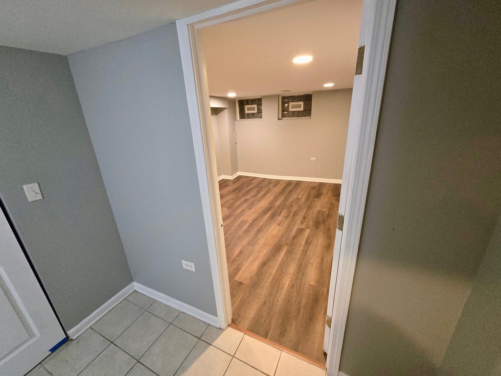 7011 S East End Avenue - Photo 4