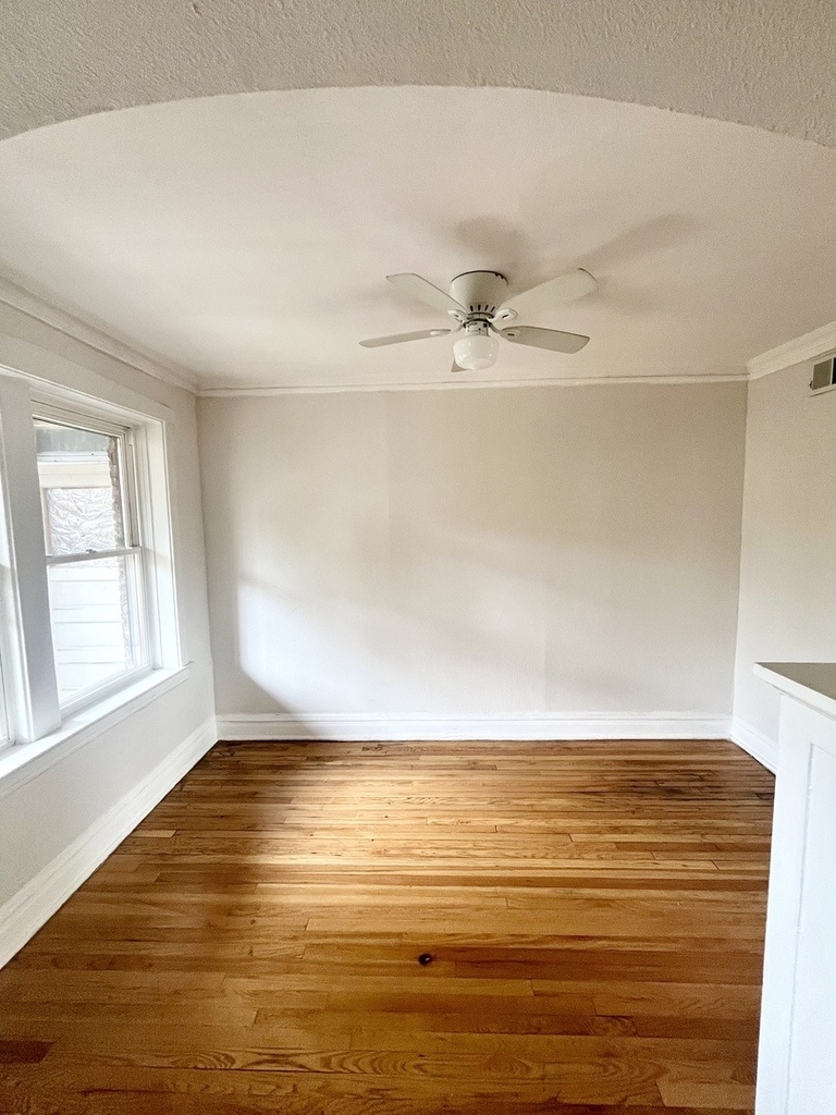 5040 W 21st Place - Photo 2