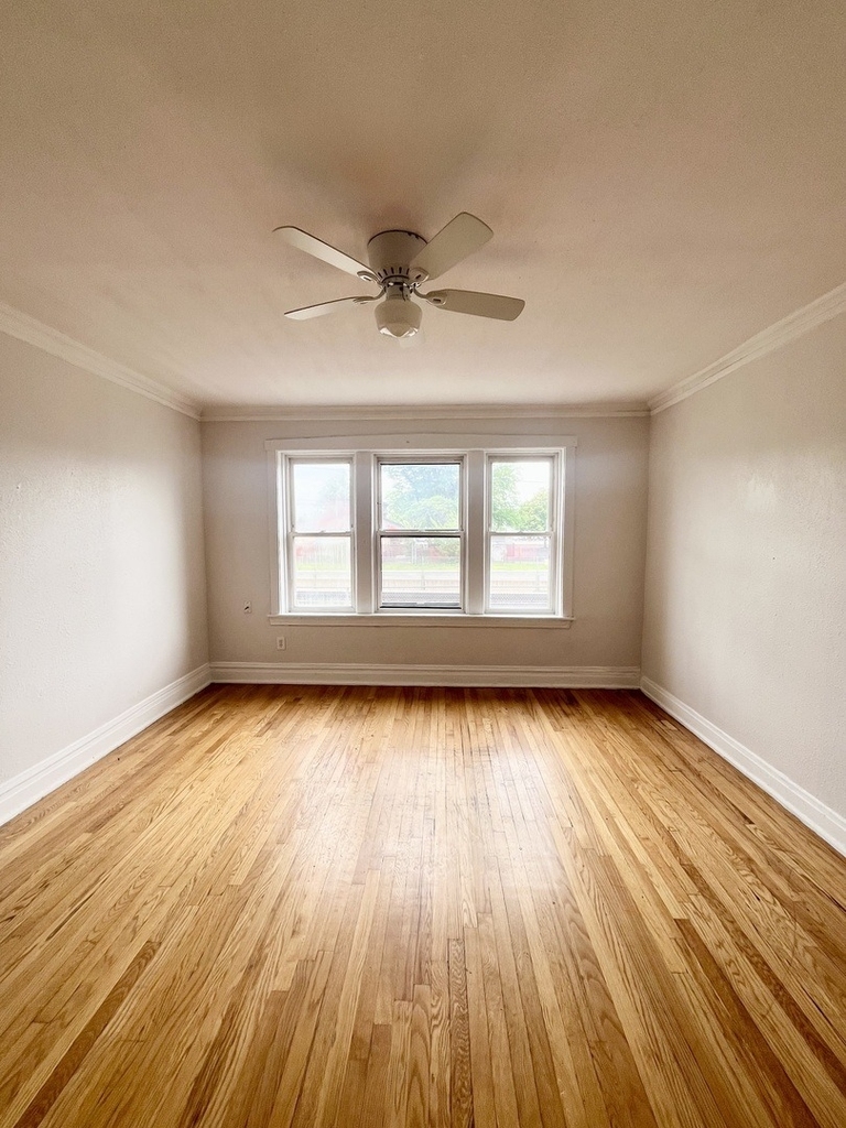 5040 W 21st Place - Photo 6