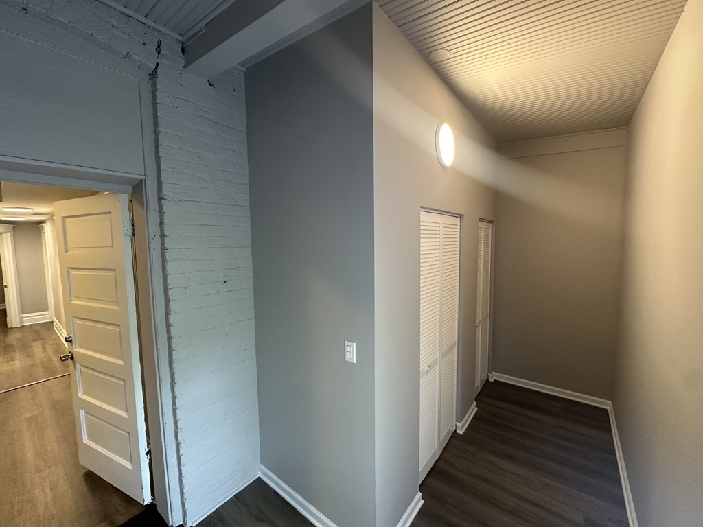 6426 S Ingleside Avenue - Photo 13