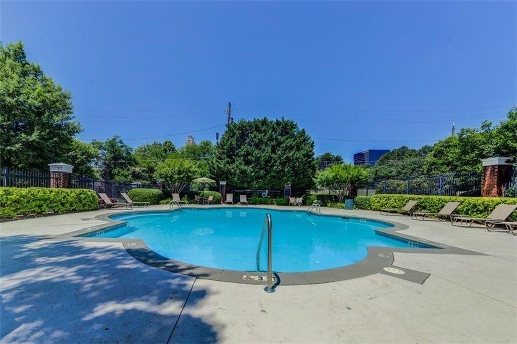 375 Highland Avenue Ne - Photo 25