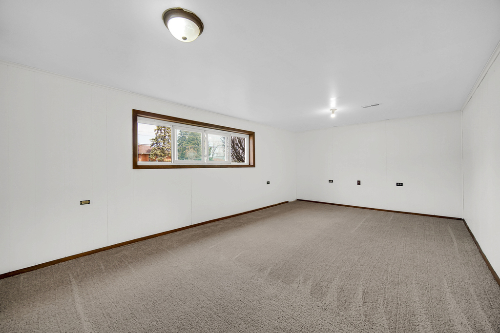 7305 W 75th Street - Photo 12