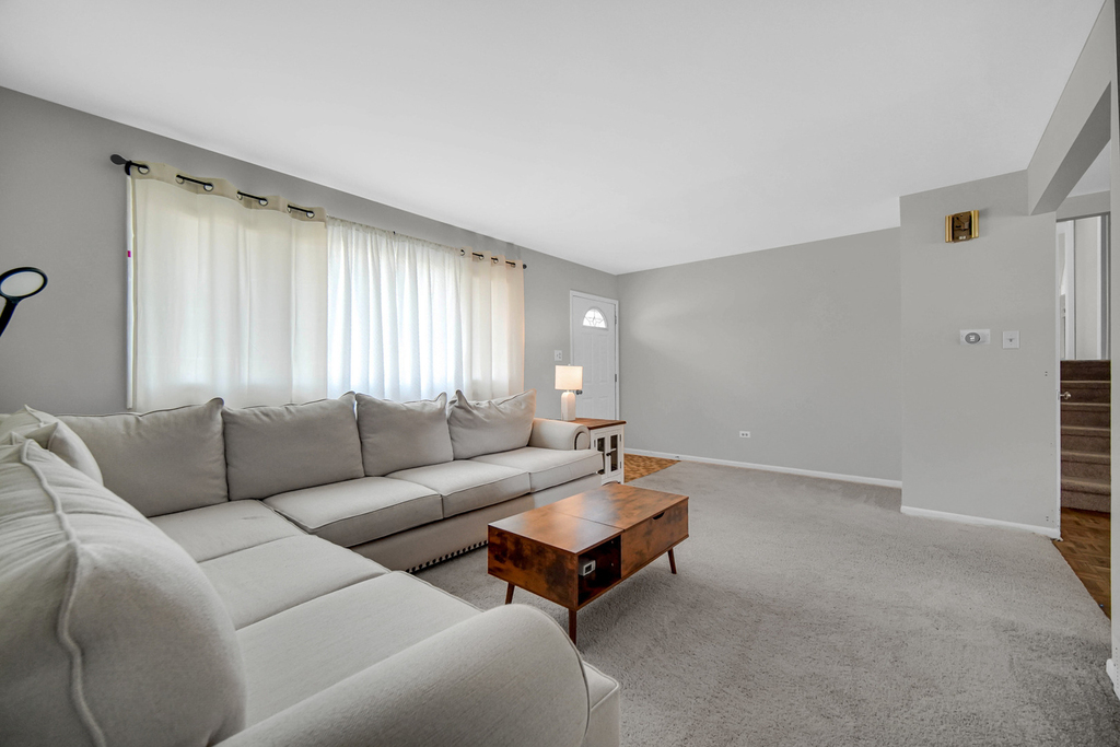 7305 W 75th Street - Photo 4