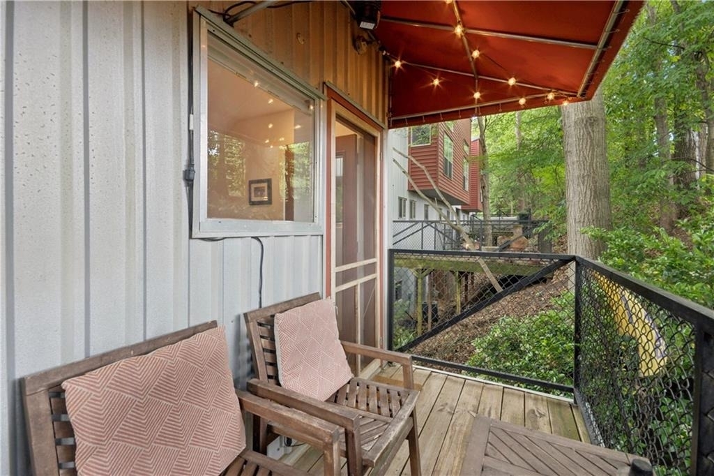 920 Memorial Drive Se - Photo 16