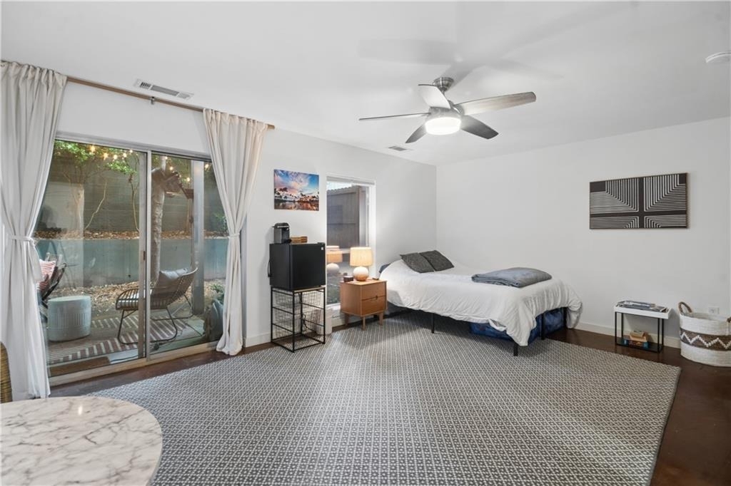 920 Memorial Drive Se - Photo 14