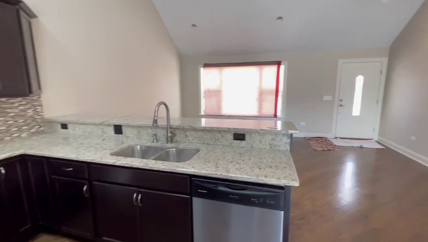 432 Harbor Terrace - Photo 2