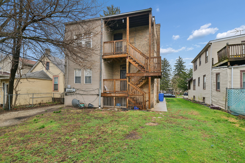 10226 S Charles Street - Photo 16