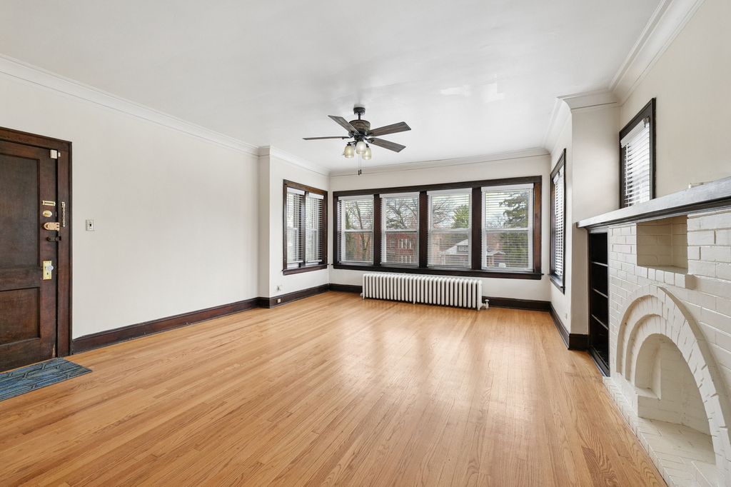 10226 S Charles Street - Photo 3