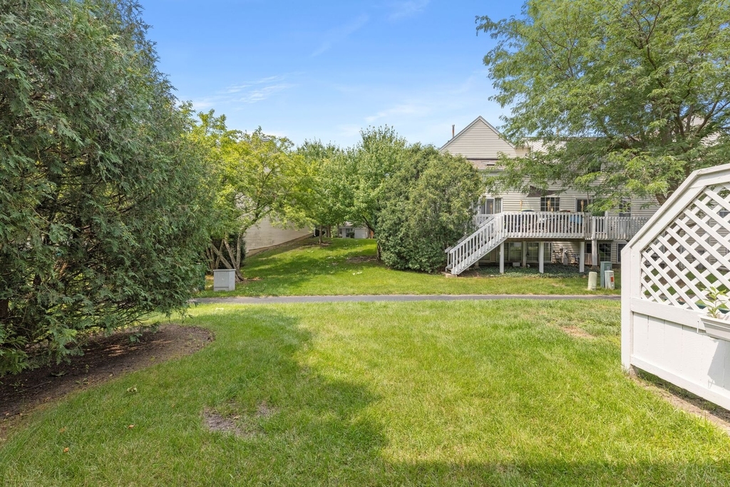 182 Half Moon Circle - Photo 23