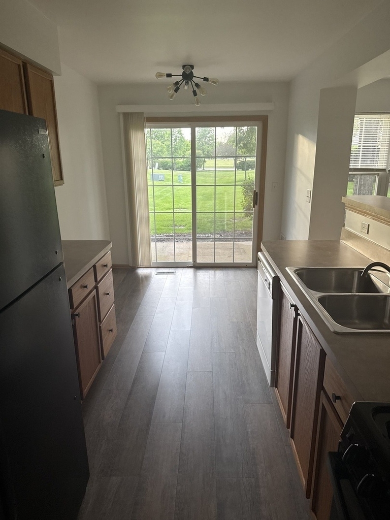 1811 Waverly Way - Photo 4