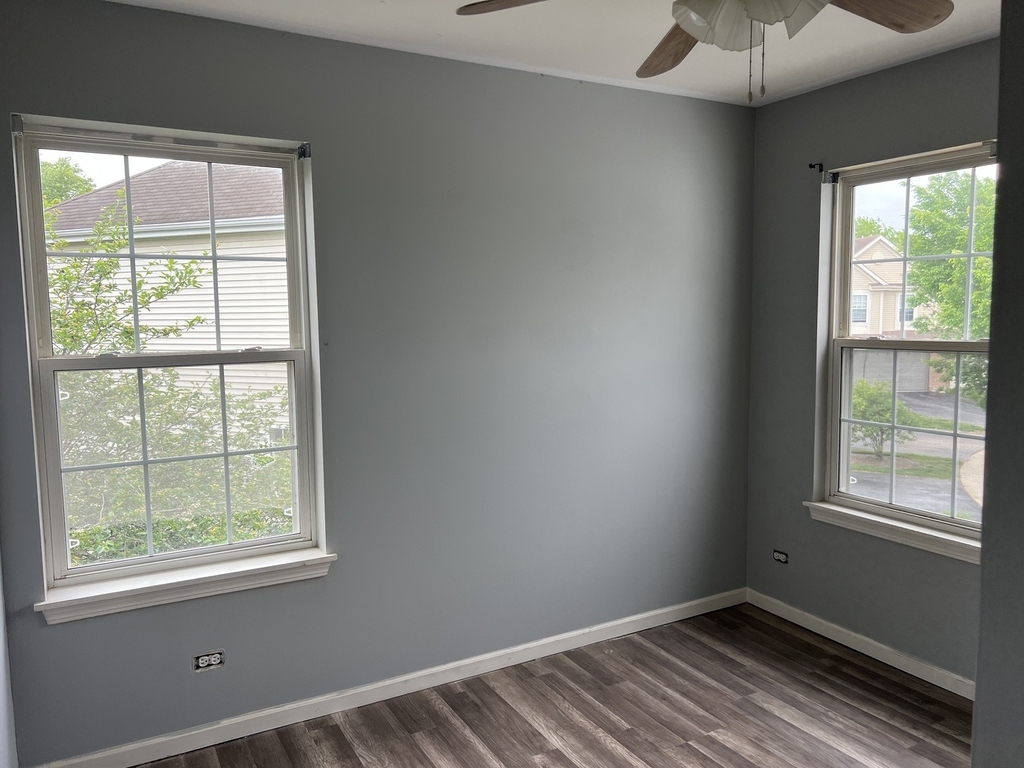 460 Lancaster Drive - Photo 11