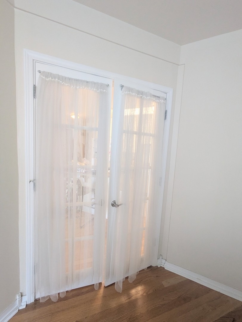 33 W Ontario Street - Photo 10