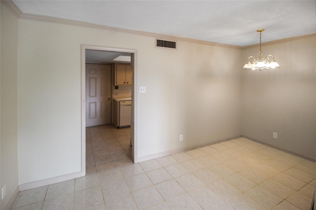 821 S Ripple Creek Drive - Photo 4