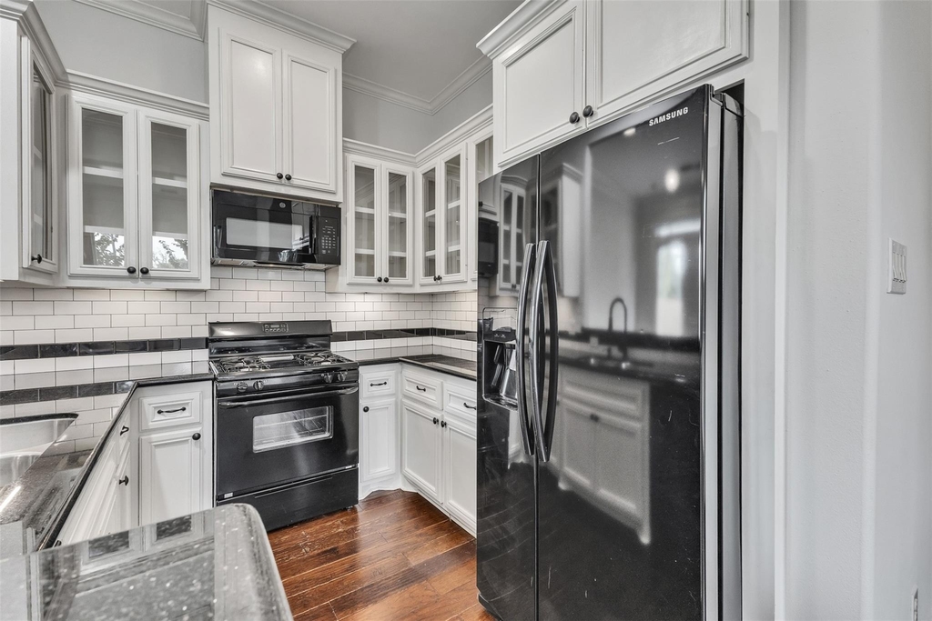 3911 Kennon Street - Photo 4