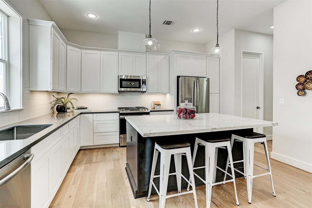 1115 15th 1/2 Street - Photo 7