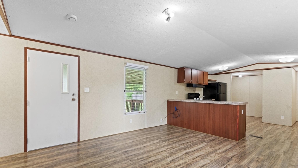 91 Maple Lane - Photo 1
