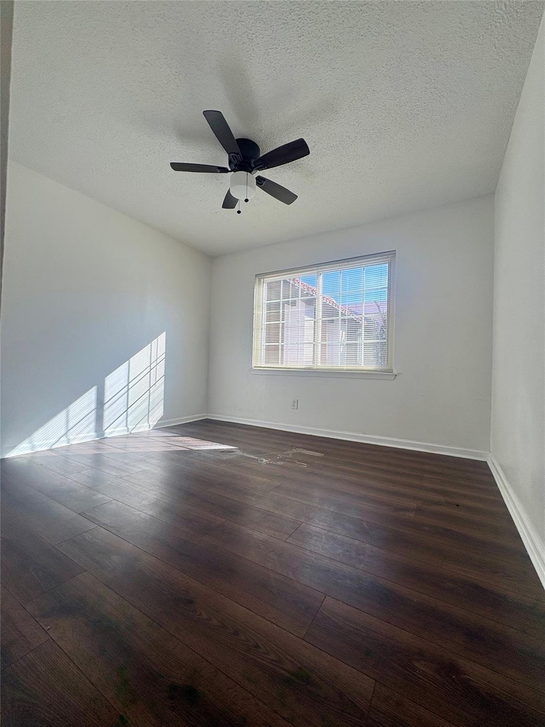 2744 Briarhurst Drive - Photo 8
