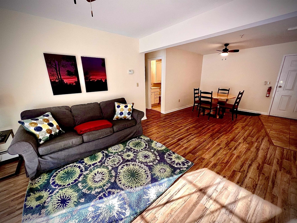 267 Hildred - Photo 4