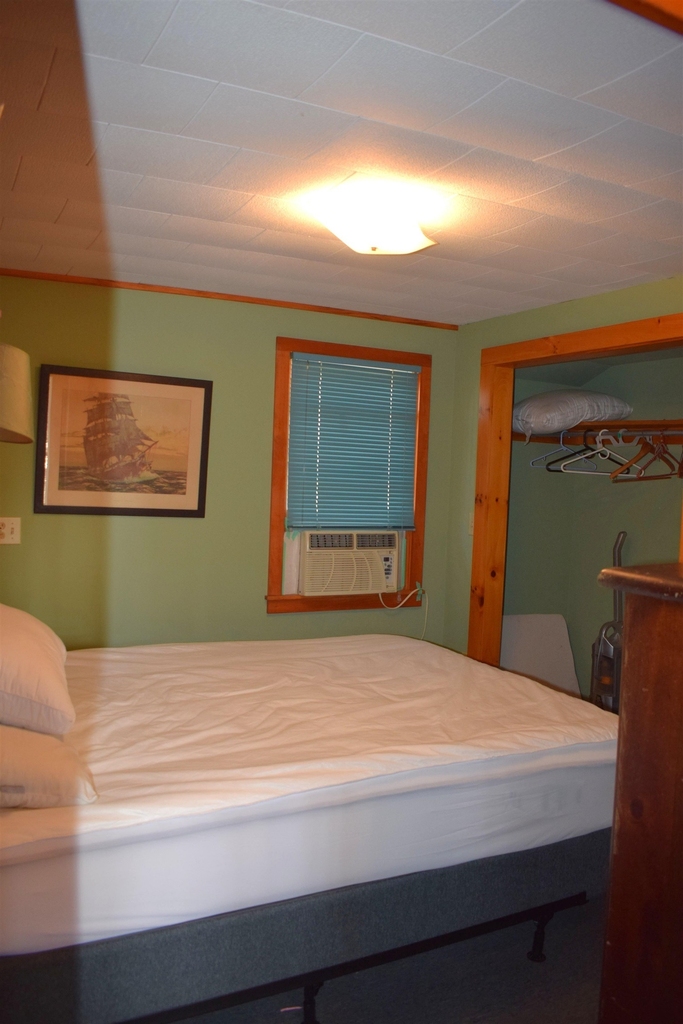 100 Main - Photo 13