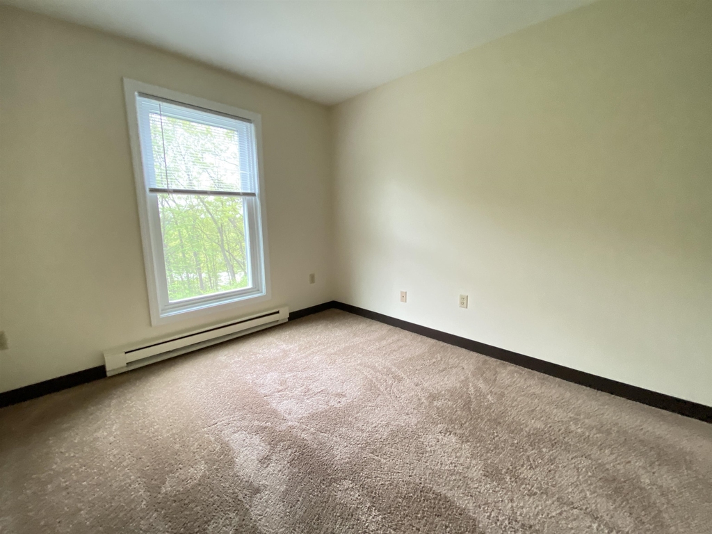 167 Eastern - Photo 24