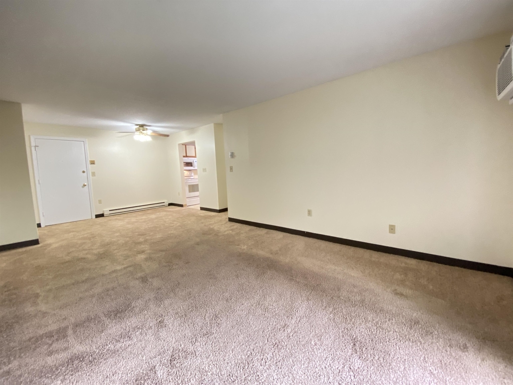 167 Eastern - Photo 12