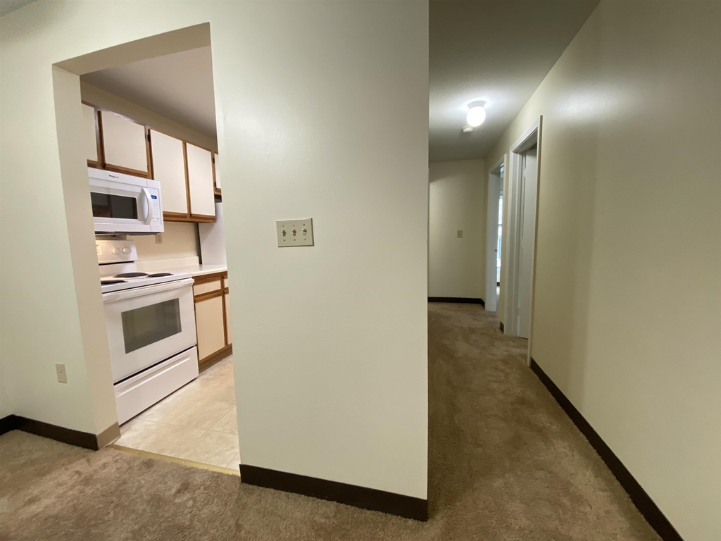 167 Eastern - Photo 22